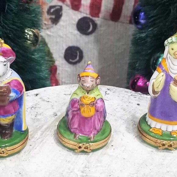 3 Limoges Artoria Three Wisemen Kings Epiphany Enamel Porcelain Trinket Boxes - Picture 1 of 5
